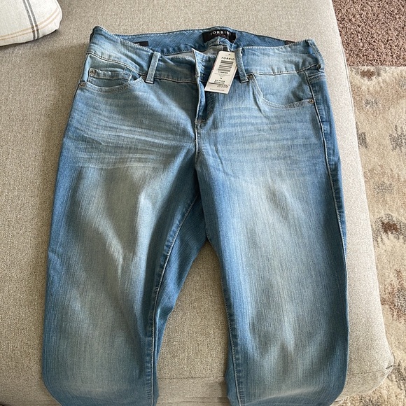 NWT Torrid Jeans - Size 16R - Picture 5 of 11
